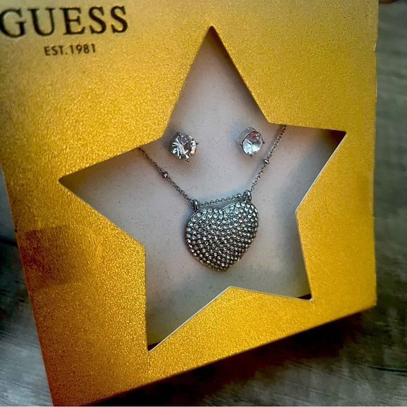 Guess Jewelry - GUESS <3 NECKLACE & EARRINGS SET